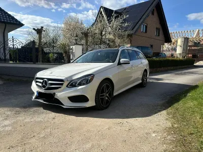 Używany Mercedes E350 252 KM (185 kW) 2014 Biały Kombi