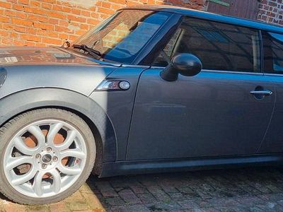 Begagnad Mini Cooper S 174 HK (127 kW) 2007 Grå Halvkombi