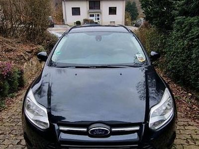 Gebraucht Ford Focus 116 PS (85 kW) 2014 Schwarz Kombi