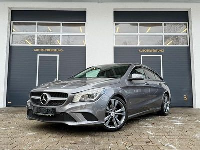 Grau Gebraucht 2016 Mercedes CLA220 Limousine | 13.290 € (Fairer Preis)