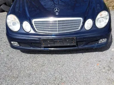 Gebraucht Mercedes 220 150 PS (110 kW) 2004 Limousine