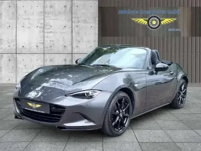 Gebraucht Mazda MX5 Signature 184 PS (135 kW) 2019 Machine gray Cabrio