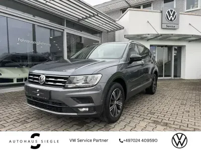 Gebraucht VW Tiguan Allspace IQ Drive 150 PS (110 kW) 2020 Grau SUV