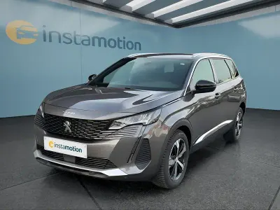 Gebraucht Peugeot 5008 131 PS (96 kW) 2024 Grau SUV