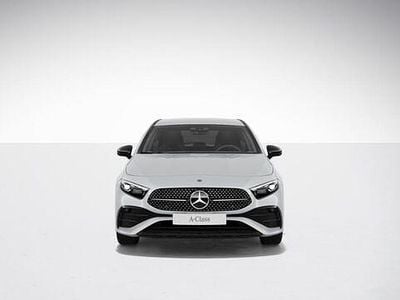 Gebraucht Mercedes A250 AMG 163 PS (119 kW) 2024 Digitalweiß Limousine