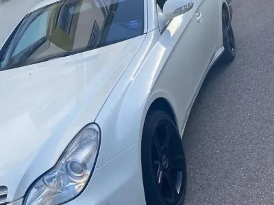 Gebraucht Mercedes CLS350 292 PS (214 kW) 2007 Weiß Coupé