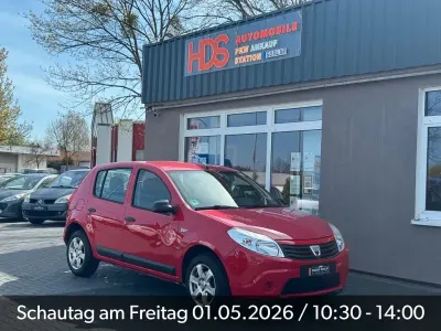 Usata Dacia Sandero Ambiance 75 CV (55 kW) 2009 Berlina