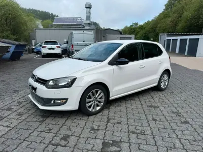 Gebraucht VW Polo Style 69 PS (50 kW) 2012 Weiß Kleinwagen