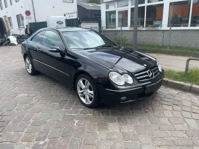 Używany Mercedes CLK200 Avantgarde 184 KM (135 kW) 2007 Czarny Coupe