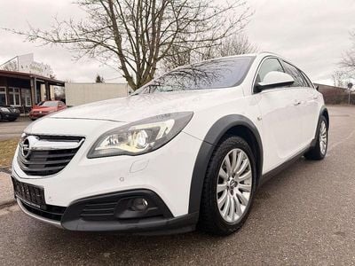 Gebraucht Opel Insignia Country Tourer Basis 194 PS (142 kW) 2014 Weiß Kombi