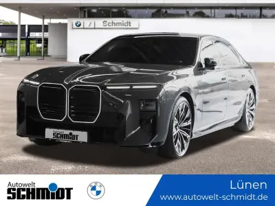 Neu BMW i7 M Sport 334 kW (455 PS) 2026 Bmw individual dravitgrau Limousine