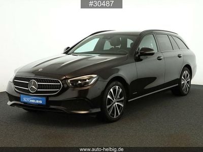 Gebraucht Mercedes E300 Avantgarde 306 PS (225 kW) 2022 Schwarz Limousine