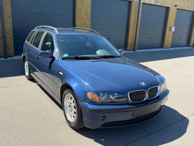 Usata BMW 318 143 CV (105 kW) 2003 Blu Station wagon