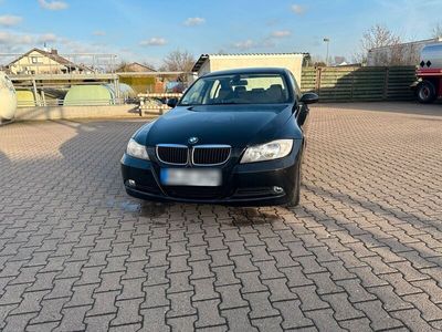 gebraucht BMW 320 E90 i