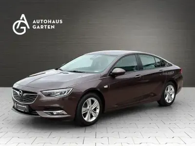 Gebraucht Opel Insignia Edition 170 PS (125 kW) 2018 Braun Limousine
