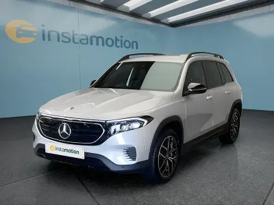 Używany Mercedes EQB300 167 kW (228 KM) 2024 Srebrny SUV