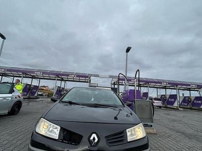 Schwarz Gebraucht 2005 Renault Mégane Cabriolet Cabrio | 1.555 € (Guter Preis)