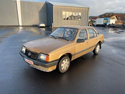 gebraucht Opel Ascona L Automatik 1,6l Benzin H-Zulassung TÜV NEU