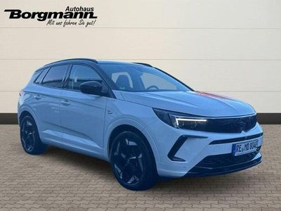 Second-hand Opel Grandland X GSe 300 CP (220 kW) 2022 Alb SUV