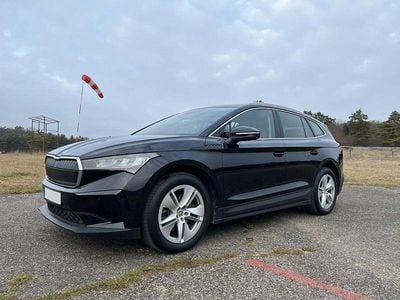 Schwarz Gebraucht 2021 Skoda Enyaq iV Loft SUV | 22.999 € (Fairer Preis)