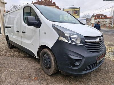 Weiß Gebraucht 2016 Opel Vivaro Van / Kleinbus | 9.700 € (Superpreis)