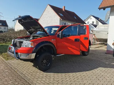 Gebraucht Ford V8 Lariat 305 PS (224 kW) 2005 Rot SUV