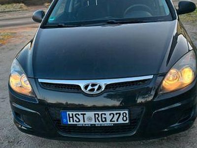 Gebraucht Hyundai i30 Classic 109 PS (80 kW) 2009 Schwarz Kombi