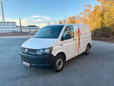 Gebraucht VW Transporter 102 PS (75 kW) 2016 Weiß Van