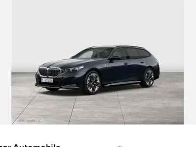 Gebraucht BMW 520 M Sport 197 PS (144 kW) 2025 Andere Kombi