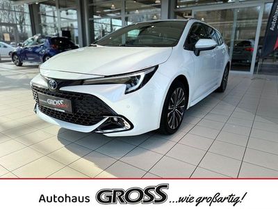 Gebraucht Toyota Corolla Team 196 PS (144 kW) 2024 Weiss Kombi