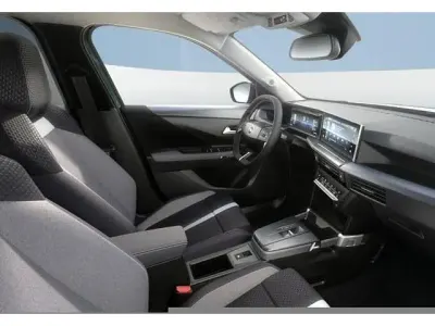 Neu Opel Frontera 145 PS (106 kW) 2026 Arktis weiß SUV