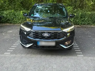 Gebraucht Ford Kuga ST-Line X 241 PS (177 kW) 2024 Schwarz SUV