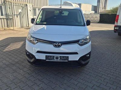 Gebraucht Toyota Proace City City 102 PS (75 kW) 2023 Weiß Van / Kleinbus