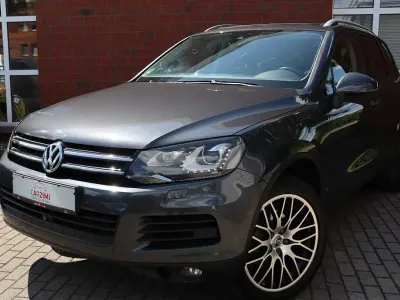 Gebraucht VW Touareg Terrain Tech 245 PS (180 kW) 2013 Grau SUV