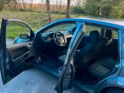Gebraucht Ford Fiesta 101 PS (74 kW) 2005 Andere farben Kleinwagen