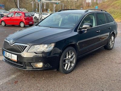 Usata Skoda Superb Active 160 CV (117 kW) 2014 Nero Station wagon