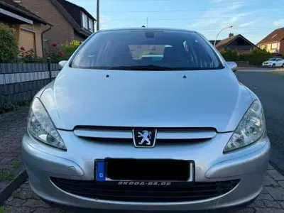 Gebraucht Peugeot 307 Premium 136 PS (100 kW) 2003 Grau Limousine