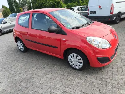 Gebraucht Renault Twingo Authentique 58 PS (42 kW) 2009 Rot Kleinwagen
