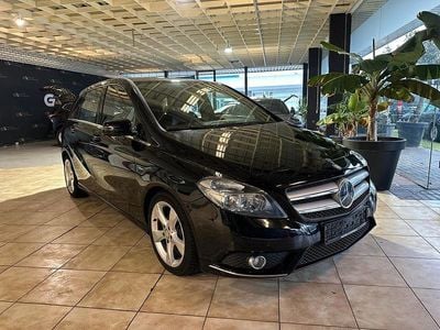 Gebraucht Mercedes B180 AMG 109 PS (80 kW) 2012 Schwarz Van / Kleinbus