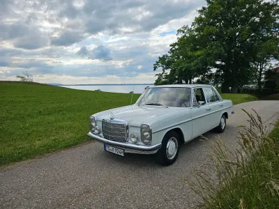 Gebraucht Mercedes 220 105 PS (77 kW) 1969 Weiß Limousine