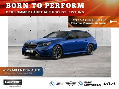 Neu BMW M5 Comfort Edition 727 PS (534 kW) 2026 Marina bay blau Kombi