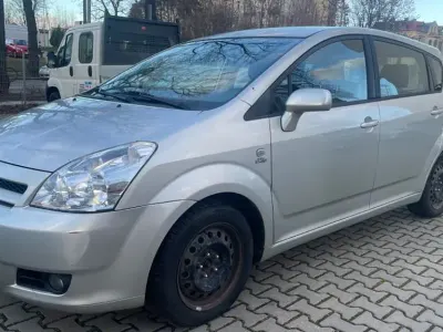 Gebraucht Toyota Corolla Verso Sol 116 PS (85 kW) 2004 Silber Van / Kleinbus