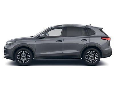 Delphingrau (metallic) Gebraucht 2024 VW Tiguan Life SUV | 41.000 € (Teuer)