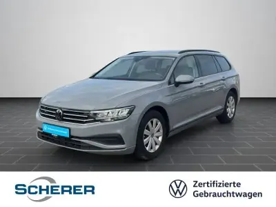 Gebraucht VW Passat Basis 150 PS (110 kW) 2024 Mondsteingrau Kombi