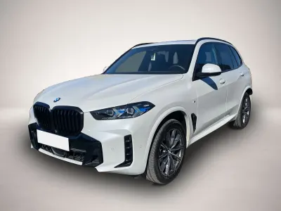 Gebraucht BMW X5 M Sport 298 PS (219 kW) 2025 Weiß SUV