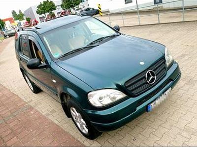 Mercedes ML320
