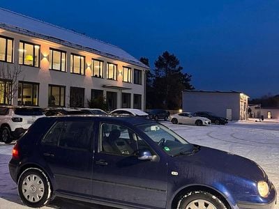 Gebraucht VW Golf IV 101 PS (74 kW) 2005 Blau Limousine
