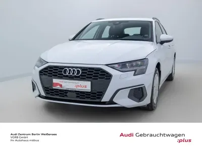 Gebraucht Audi A3 Basis 116 PS (85 kW) 2023 Gletscherweiß metallic Limousine