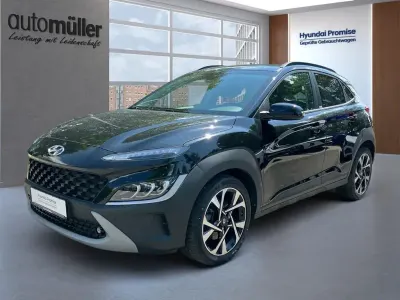 Gebraucht Hyundai Kona Intro Edition 120 PS (88 kW) 2021 Schwarz SUV