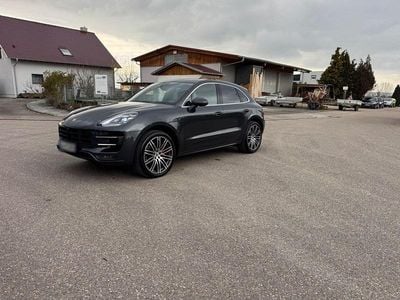 Second-hand Porsche Macan Turbo 400 CP (294 kW) 2017 Gri SUV